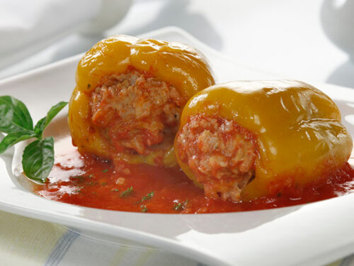 🥘 Recept: Punjene paprike u paradajz sosu
